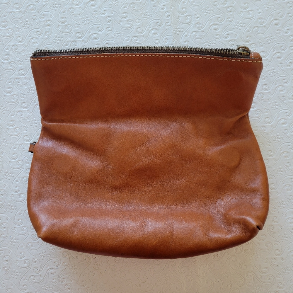 Patricia Nash tan / carmel brown Fold Over Leather Clutch Bag Purse - Picture 4 of 12